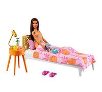 Barbie Mobilier Coffret Chambre avec poupée Brune en Pyjama, lit et Accessoires, Jouet pour Enfant, GRG86
