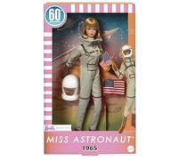 Barbie Poupée Astronaute de Mattel à Collectionner avec Costume argenté, Bottes spatiales et Casque, Reproduction Vintage de 1965, JBJ48