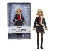 Barbie Poupée Barbie Ruby Sunday à collectionner, inspirée de la 14ème saison de la série Doctor Who, avec socle pour poupée et certificat d’authenticité, HRM78