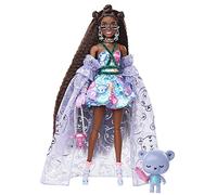 Barbie Poupée Extra Chic avec Robe à imprimé oursons et traîne, Figurine Ourson, très Longs Cheveux et Accessoires, Points d’Articulation, Jouet Enfant, Dès 3 Ans, HHN13