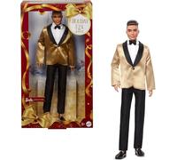 Barbie Signature 2025 Poupée de Collection Ken aux Cheveux Marron Clair Portant Un Costume Complet avec Veste dorée dans Un Emballage d'affichage et Un Support de poupée
