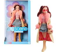 Barbie Signature My Scene Poupée Chelsea et Accessoires, avec Tenue inspirée des années 2000 Comprenant Un Haut orné de Papillons, Un Jean Cargo et Un Sac en Denim, Socle pour poupée, HYC19