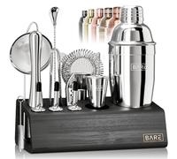 Bare Barrel Ensemble de préparation de cocktail | Ensemble de 14 pièces pour barman, ensemble de shaker à cocktail | Support d'exposition en bambou et 35 cartes avec recettes | Coffret cadeau de