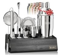 BARE BARREL® Kit de fabrication de cocktails | Kit de barman 14 pièces | Présentoir en bambou et 35 cartes de recettes | Coffret cadeau Mixology Cocktail (675 ml, Cobbler Shaker, Argent/Noir)