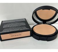 bareMinerals - BarePro 24hr Skin Perfecting Powder Foundation - Foundation Light 25 Neutral 8 g