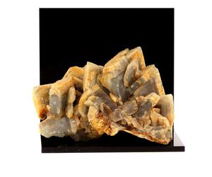 Baryte. 1817.0 Ct. Saint-Georges-Les-Bains, Ardèche, France.