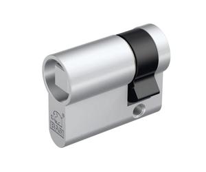 BASI Demi-cylindre carré 10/30 mm | Cylindre carré | 8 mm intérieur | Pour poteaux d'arrêt, vitrines, poubelles, interrupteur à clé
