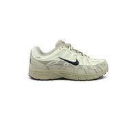Nike Sportswear Baskets basses 'P-6000 Premium' marron / blanc cassé, Taille 44