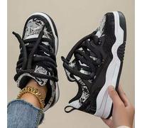 Baskets compensées pour femmes, mode augmentant la hauteur, orteil rond, lacets, décontracté, léger, antidérapant, chaussures de skate unisexes, chaussures de danse de rue à gland noires pour mendiant