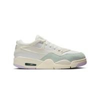 Baskets femme Nike Air Jordan 4 RM Blanc 41 Female
