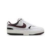 Baskets femme Nike Gamma Force Blanc 42 Female
