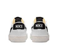 Baskets Mode Sneakers Femmes NIKE Blazer Low Blanc Noir 1010819500010 36