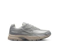 Baskets Nike Initiator Blanc 45