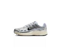 Chaussure Nike P-6000 Blanc/Metallic Silver/Flat Silver/Noir 40