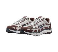Baskets Nike P-6000 Femmes