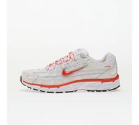 Nike Baskets Femme P-6000 Blanc / Picante Red / Platinum Tint / Noir Taille EU 40,5
