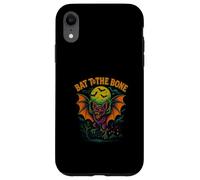 Bat to The Bone Scary Flying Bat Halloween Design Coque pour iPhone XR