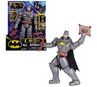 DC Comics BATMAN - Figurine Batman Deluxe 30 Cm - Figurine Articulée Batman 30 Cm - Avec Effets Sonores Et Lumineux - 5 Accessoires - Créez Vos Aventures Et Combats - Jouet Enfant 3 Ans Et +