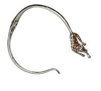Bbajszx Collier ras du cou avec accent léopard Chaîne de cou en alliage pour Ensemble de déguisement quotidien Collier ouvert audacieux Collier léopard Bijoux avec détail animal Manchette