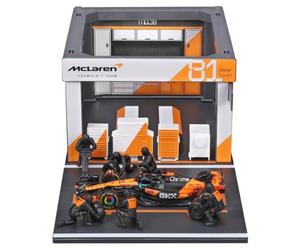 Bburago 1:43 McLaren MCL39 2025 Pit Pass Diorama Oscar Piastri Model Car