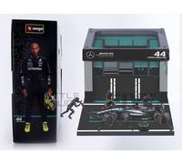 Lewis Hamilton #44 Mercedes Pass De Piste Diorama Avec F1W15 1:43 Bburago 38452H