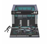 Bburago - Formule 1 Pit Stop Mercedes AMG #Hamilton - Set 1/43 avec Figurines De Mécaniciens, Stand Et Accessoires - Modèle Réduit Officiel F1 - Détails Réalistes - Edition Collector