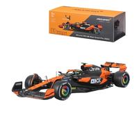 Bburago Race McLaren MCL38 avec casque, Norris #4 1:24 2024