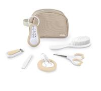 BÉABA Trousse de Toilette Bébé Nomade - 7 Accessoires Essentiels Dès la Naissance - Thermomètre, Coupe-Ongles, Ciseaux, Brosse, Anneau de Dentition - Format Compact avec Compartiments - Coloris Argile