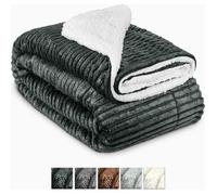 Beautissu XXL Plaid Canape Grande Taille Sherpa 220x240 cm Elisa - Doux Plaid Noir Chaud pour Hiver, Canapé - Couverture Polaire avec Effet Scintillant et Imitation Peau d'agneau