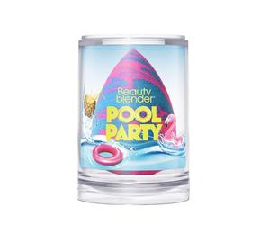 Beautyblender Pool Party Éponge à Maquillage - Éponge durable pour fond de teint avec application précise. Idéale pour un fini impeccable. Design attrayant en rose et bleu.