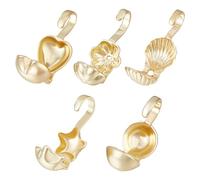 Beebeecraft 1 boîte de 100 embouts de Perles en Laiton Plaqué Or 14 carats 5 styles D'Embouts de Perles Ouverts Cache-Noeud Minuscule Coquille Rabattable Embouts de Culotte pour Intérieur de 4.5 mm