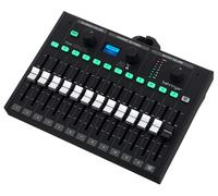 Behringer Behringer P24