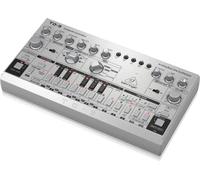 Behringer Synthétiseur de basse analogique TD-3 SR - séquenceur 16 pas, jusqu'à 16 voix Poly Chain