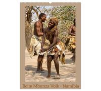 Beim Mbunza Volk - Namibia (Wandkalender 2026 DIN A2 hoch), CALVENDO Monatskalender: Führung durch ein Museumsdorf mit traditioneller Lebensweise.