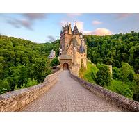 BELECO 2.1x1.5m Tissu Allemagne Burg Eltz Château Toile de Fond Château médiéval Vert Montagne Forêt Coucher de Soleil Paysage Architecture Historique Allemande Fond Voyage Portrait Photoshoot