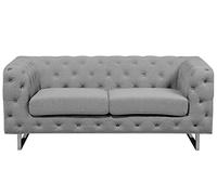 Beliani Canapé Fixe 2 Places Style Chesterfield Capitonnés en Tissu Gris Clair avec Pieds en Acier INOX Top Tendance pour Salon Chic et Glamour