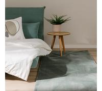 benuta Basic Tapis Salon Fausse Fourrure Furry - Vert 80x300 cm - pour Chambre, Bureau, Couloir, Bebe - Doux - Antidérapant - Lavable - Chauffage Sol