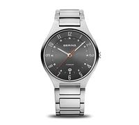 BERING Hommes Analogique Quartz Titanium Collection Montre avec Bracelet en Titane & Verre Saphir 11739-772