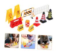 BESTonZON Set Pédagogique Garçon Fille Cônes de Signalisation Panneaux de Rue Barrières et Obstacles Miniatures Éducatif de Simulation Routière pour Apprentissage Sécurité et Jeu Créatif