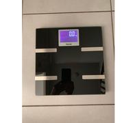 Beurer Pèse-personne impédancemètre BF 700 BT - IMC, taux de muscle, masse osseuse