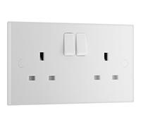 BG Electrical Prise murale double interrupteur Nexus 900 Series Blanc moulé Bord carré 13 A 922DP