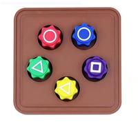 Bhina Jeu Traditionnel Coréen, Jeu Coréen Gonggi, Ensemble de Galets de Pierre Gonggi Jack, Jeu de Réaction de Jeu Coréen Gonggi pour Tous Les Âges Hand Eye Coordination (5 Pièces + Base)