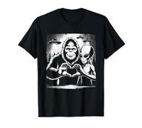 Bigfoot and Alien Love Sasquatch UFO Paranormal T-Shirt