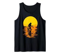 Bigfoot Sunset Fishing Sasquatch Silhouette Lac Aventure Débardeur