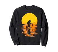 Bigfoot Sunset Fishing Sasquatch Silhouette Lac Aventure Sweatshirt