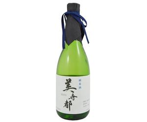 BIJITO Junmai - Saké - Origine : Japon, Honshu - Kyoto - Alcool 14. 5 pour cent - Notes de Raisin Blanc et Fleurs Blanches - à Servir Frais - 72 CL