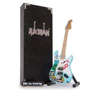 Billie Joe Armstrong - Réplique de guitare miniature - Cadeaux de musique - Ornement fait à la main Échelle 1/4 - Comprend une boîte de présentation, une étiquette de nom et un support de guitare