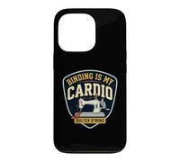 Binding is My Cardio Funny Quilting Machine à Coudre Quilter Coque pour iPhone 13 Pro