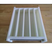 Biolousa Moule a Savon Professionnel en PEHD pour réaliser 5 Barres (39 cm x 5,5 cm x 8,2 cm) - chaque barre peut être découpée en 15 savonnettes de 100gr. Livré avec feuilles de SILICONE