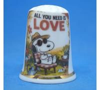 Birchcroft Dé à coudre en porcelaine de Chine à collectionner - All You Need is Love - avec boîte de présentation